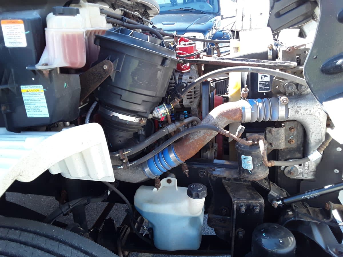 2019 Freightliner M2 106 820977