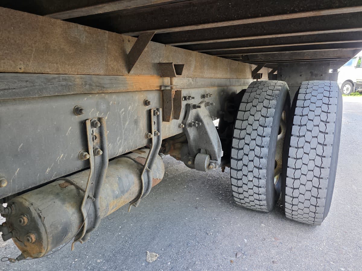 2019 Freightliner M2 106 821045