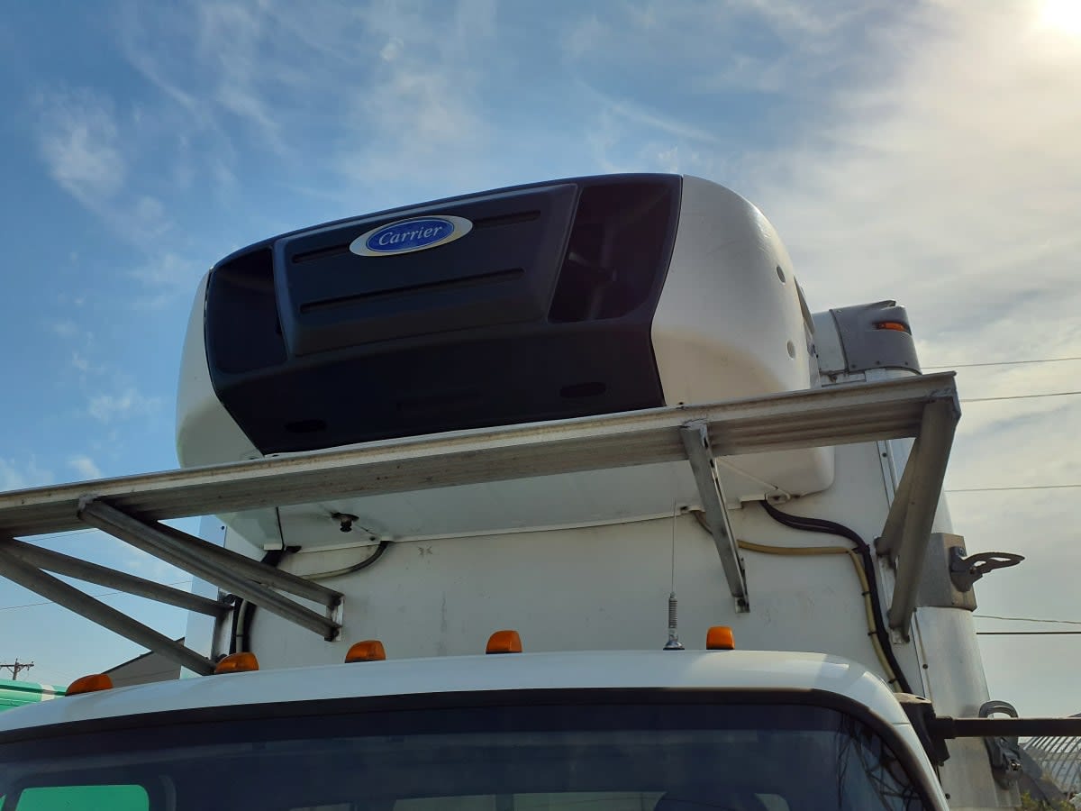 2019 Freightliner/Mercedes M2 106 821074