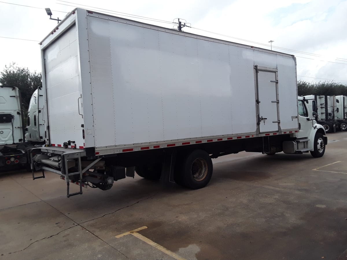 2019 Freightliner/Mercedes M2 106 821116