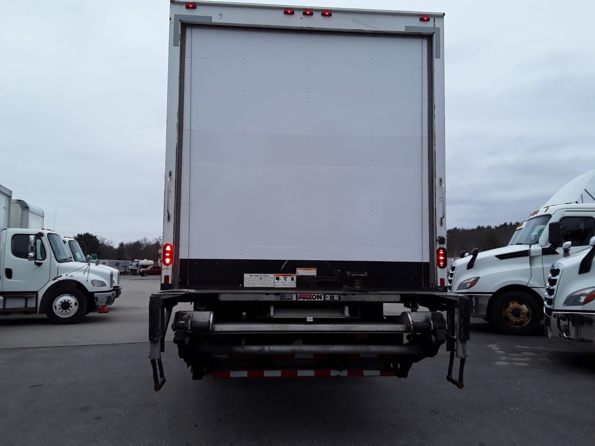 2019 Freightliner/Mercedes M2 106 821124
