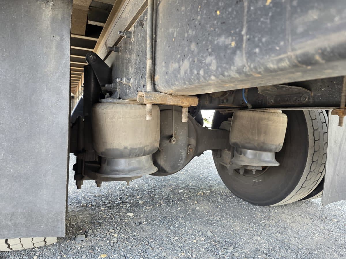 2019 Freightliner M2 106 821129