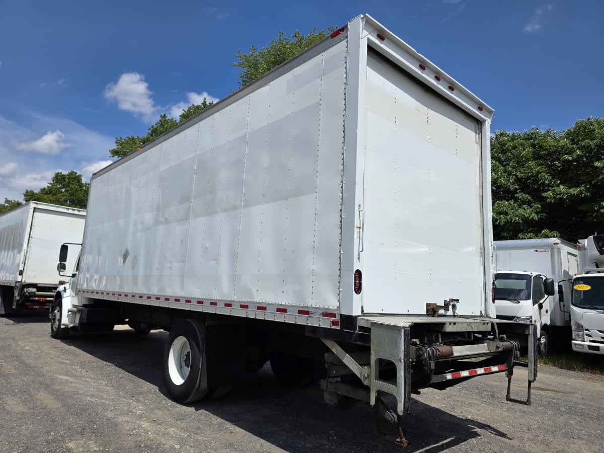 2019 Freightliner M2 106 821129
