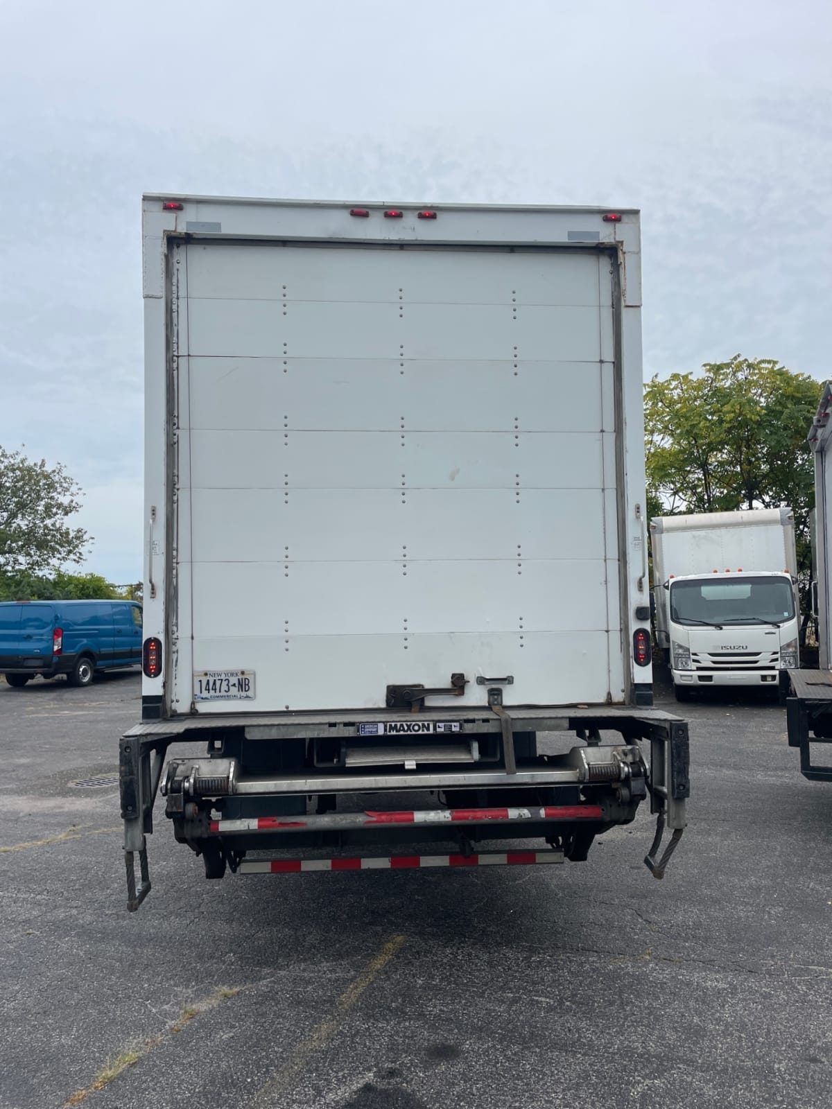 2019 Freightliner/Mercedes M2 106 821143