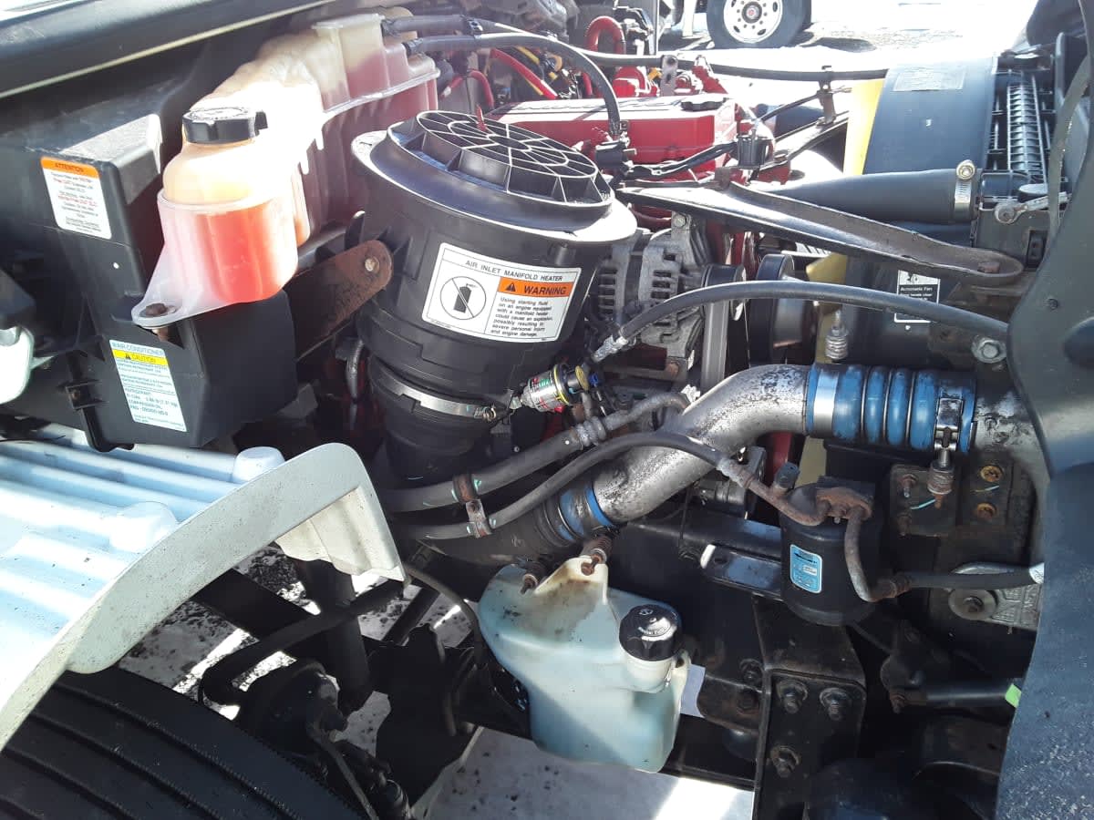 2019 Freightliner/Mercedes M2 106 821164