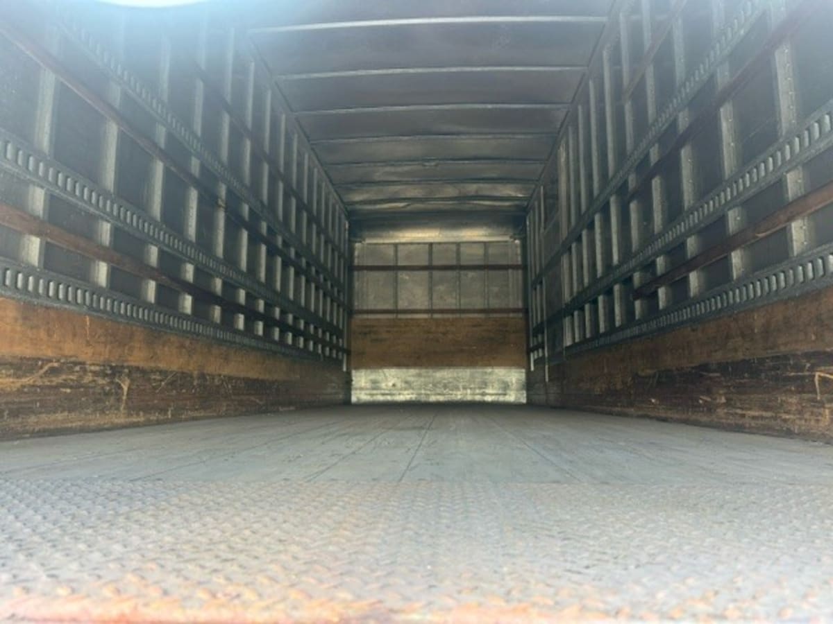 2019 Freightliner M2 106 821210