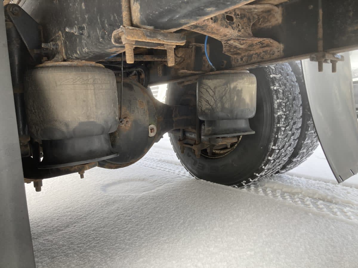 2019 Freightliner/Mercedes M2 106 821213