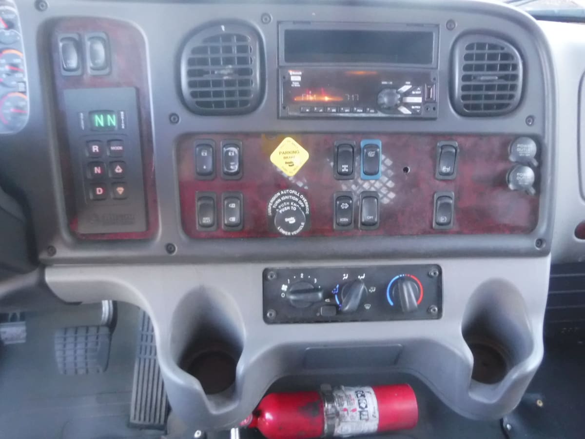2019 Freightliner/Mercedes M2 106 821224