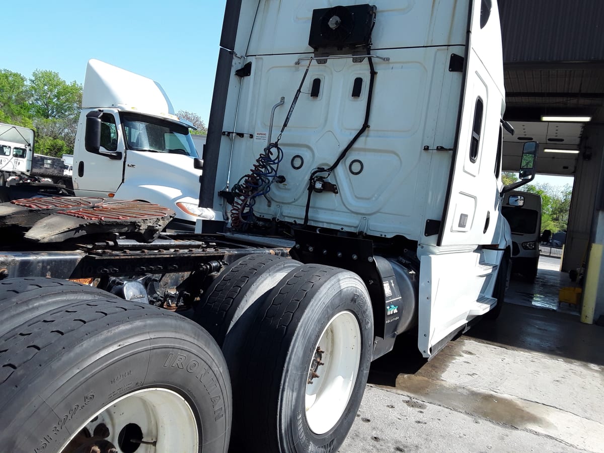 2019 Freightliner/Mercedes NEW CASCADIA PX12664 821228