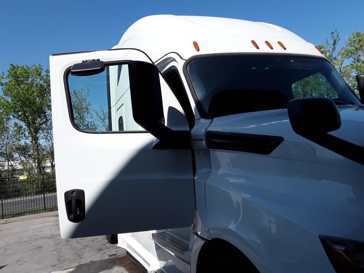 2019 Freightliner/Mercedes NEW CASCADIA PX12664 821228