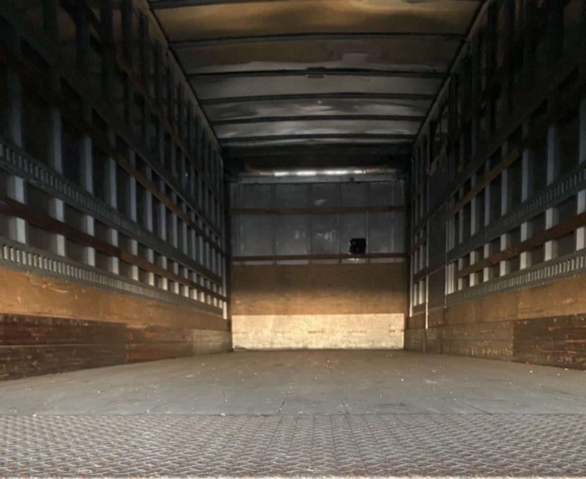 2019 Freightliner M2 106 - image 9