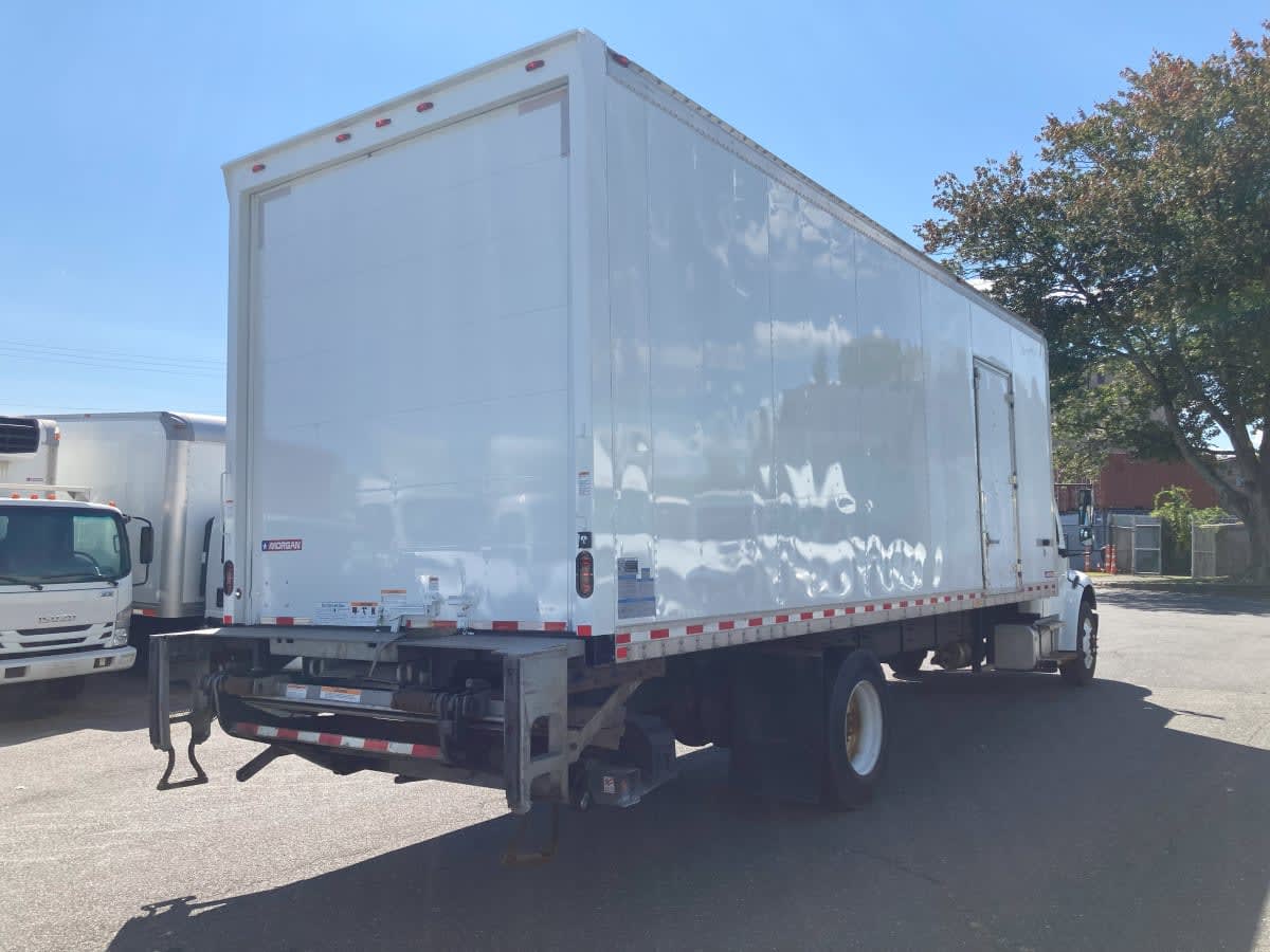 2019 Freightliner M2 106 821278