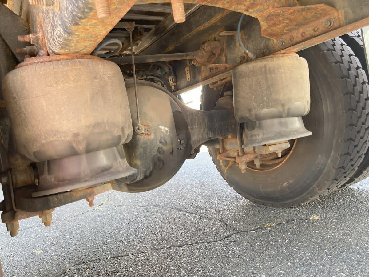 2019 Freightliner M2 106 821278
