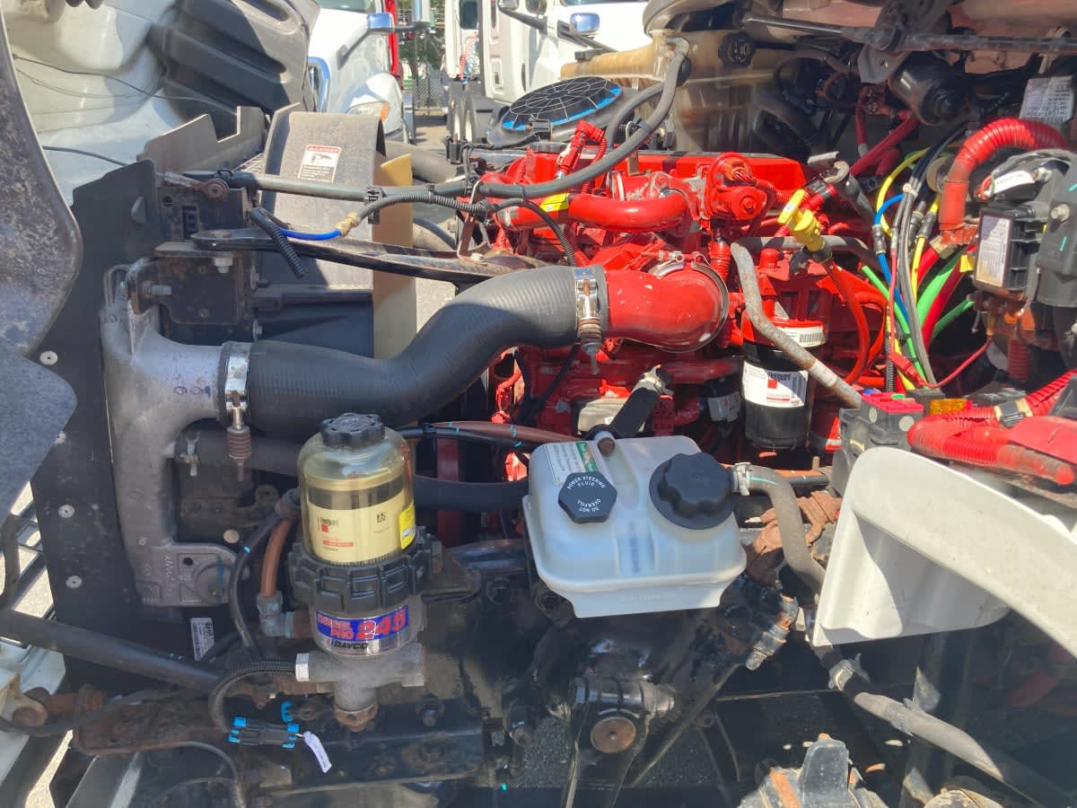 2019 Freightliner M2 106 821278