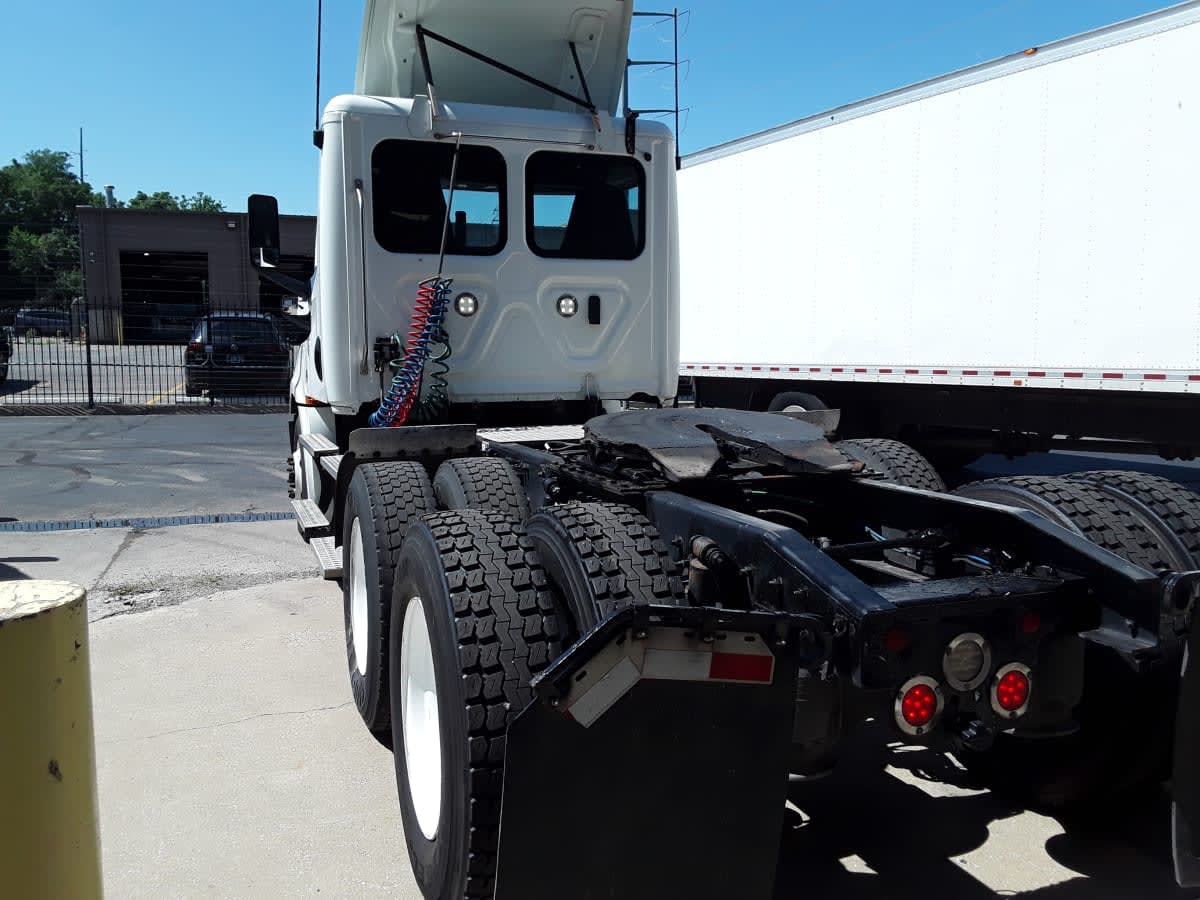 2019 Freightliner NEW CASCADIA PX12664 821368