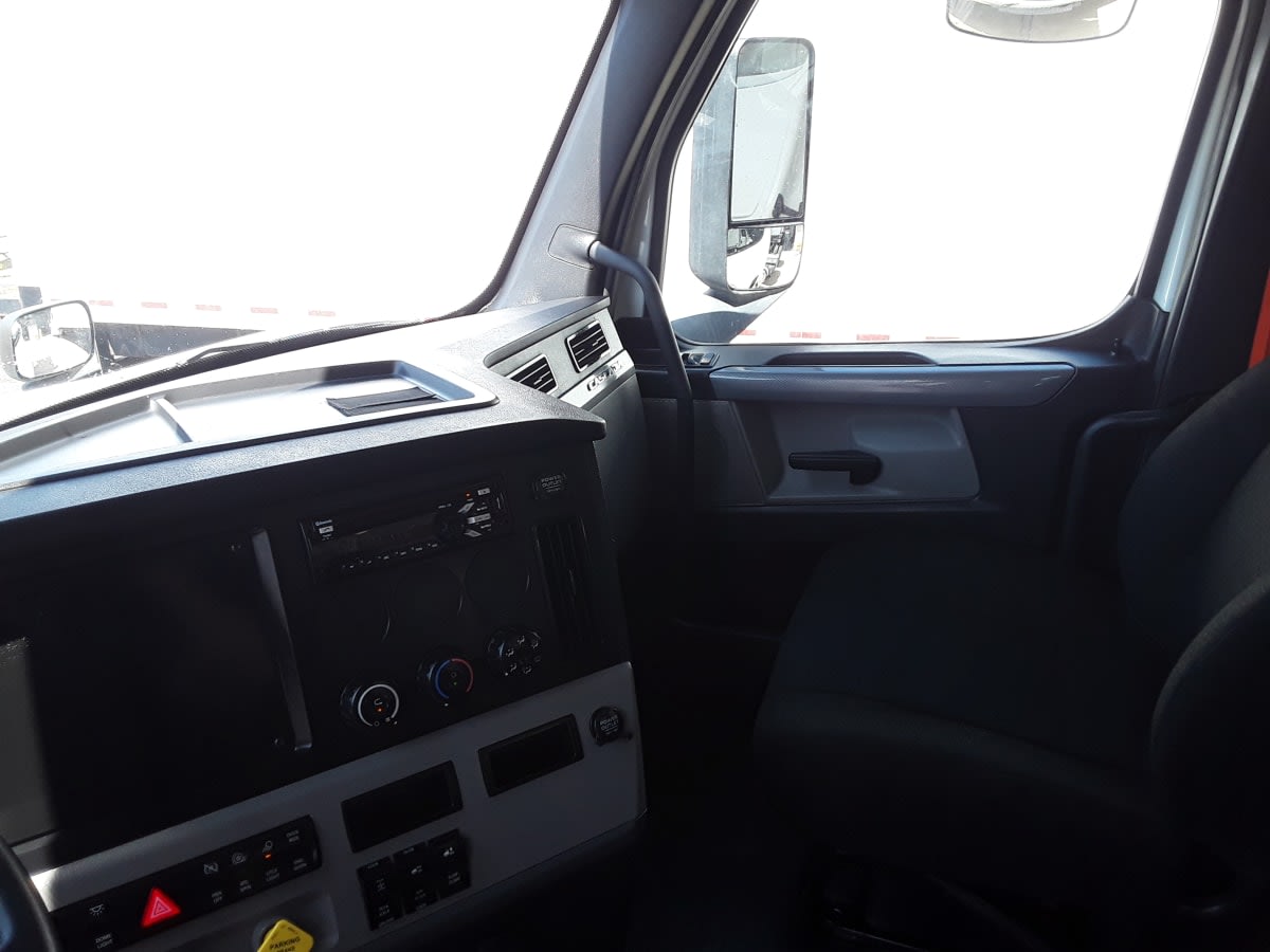 2019 Freightliner NEW CASCADIA PX12664 821368