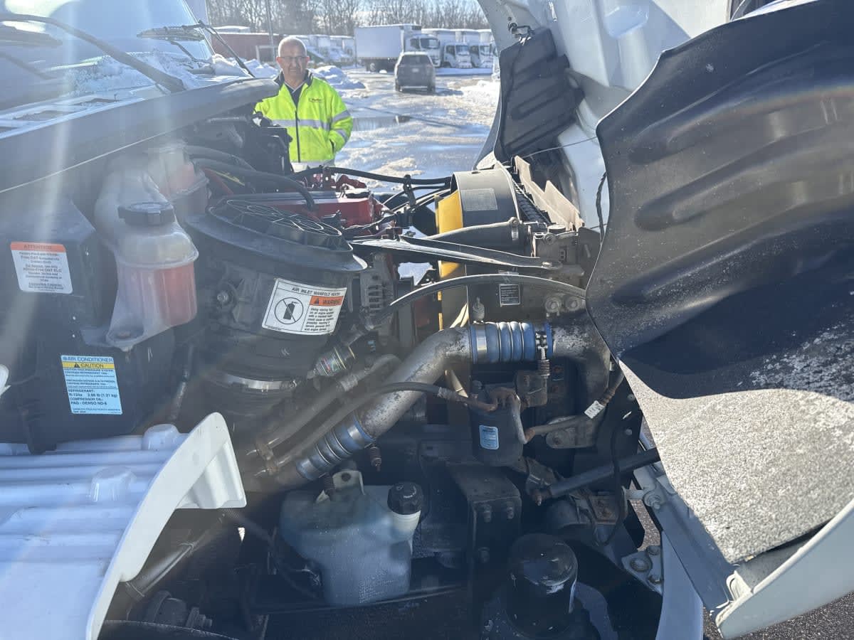 2019 Freightliner/Mercedes M2 106 821397