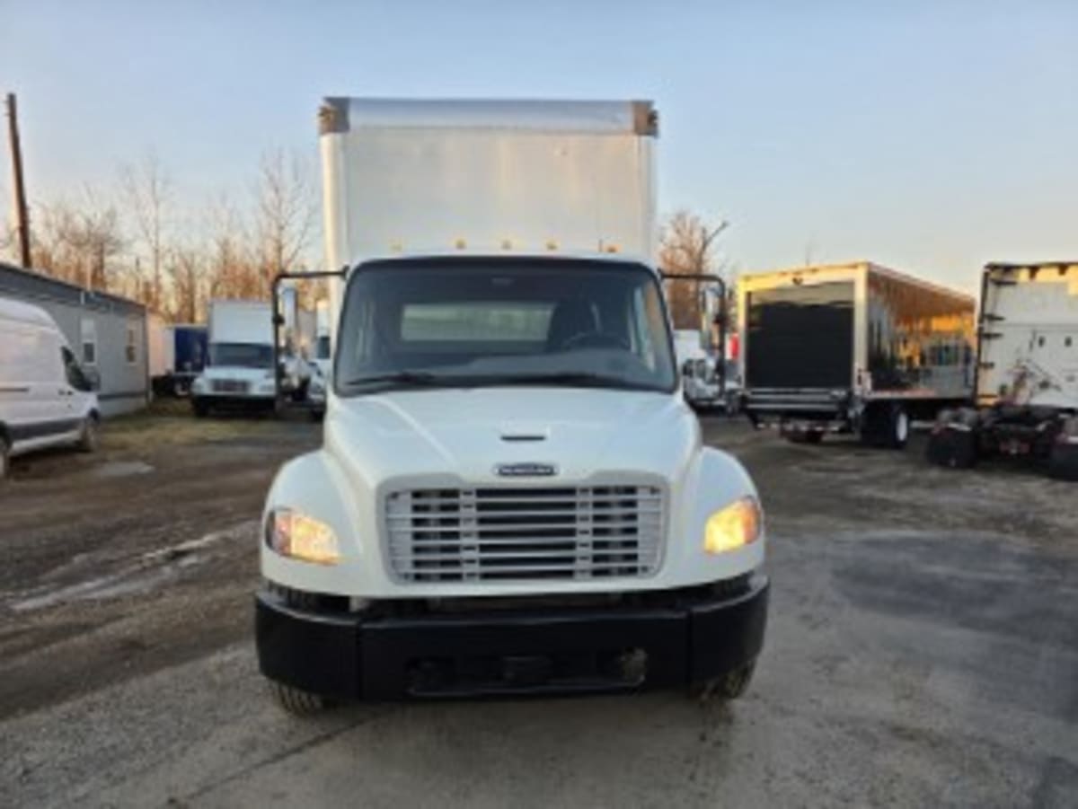 2019 Freightliner/Mercedes M2 106 821403