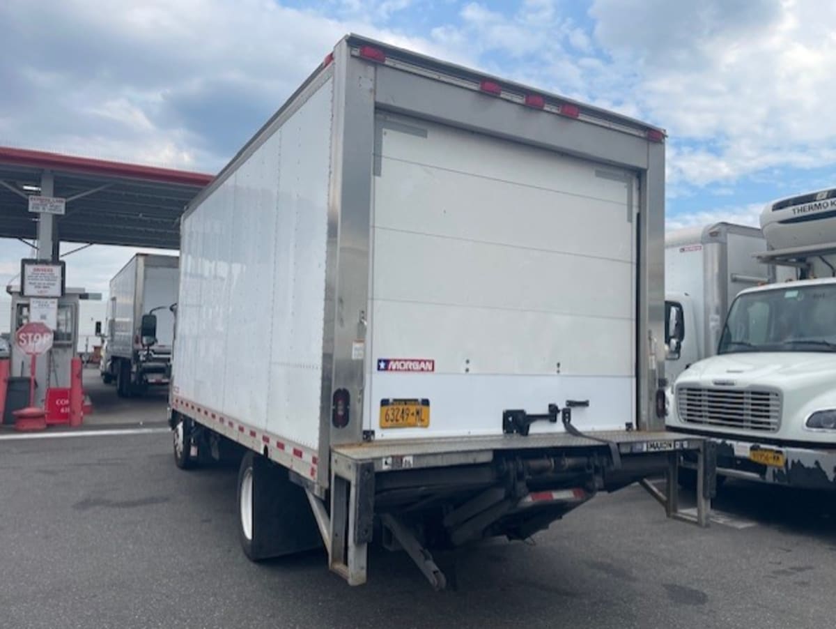 2018 Isuzu NPR 821417