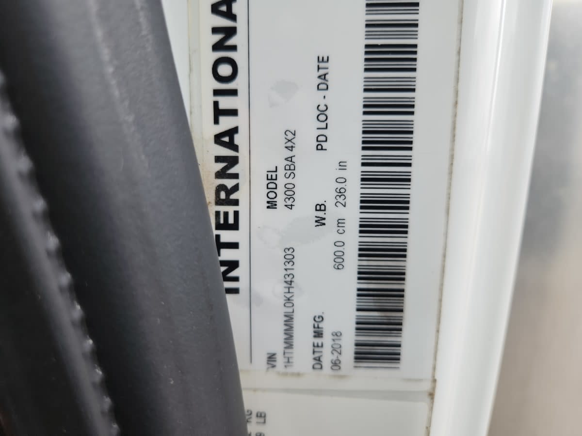 2019 Navistar International 4300 821421