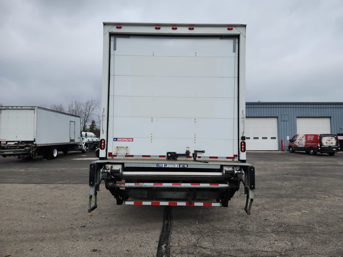 2019 Navistar International 4300 821421
