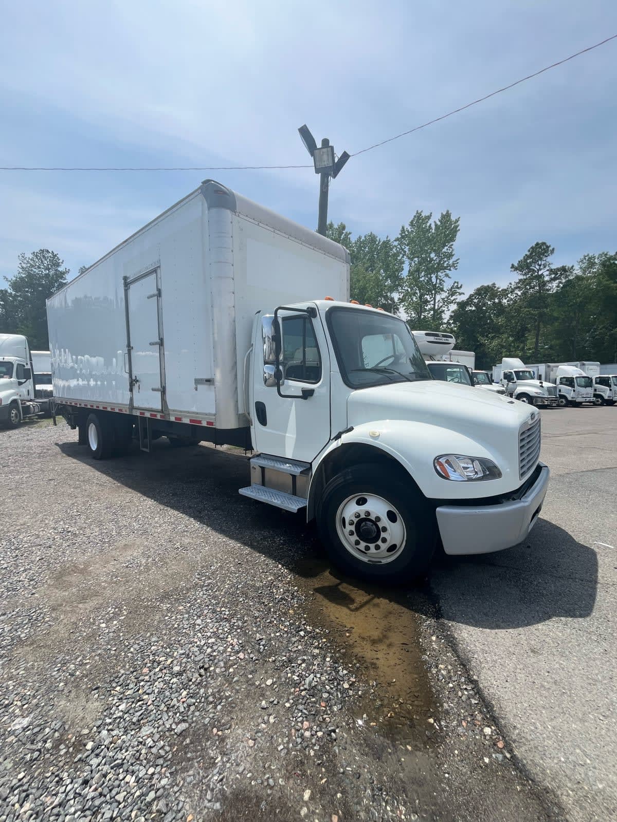 2018 Freightliner M2 106 821443