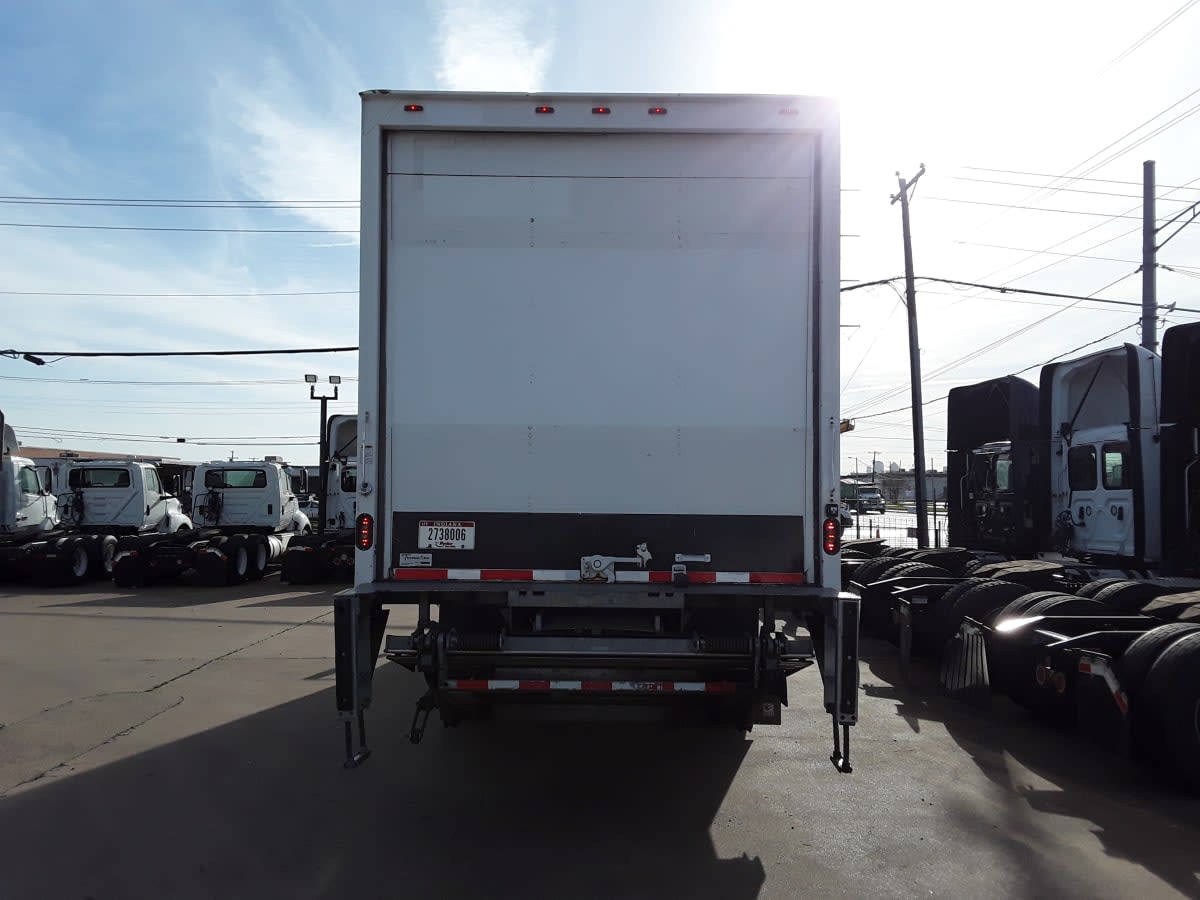 2019 Freightliner/Mercedes M2 106 821454