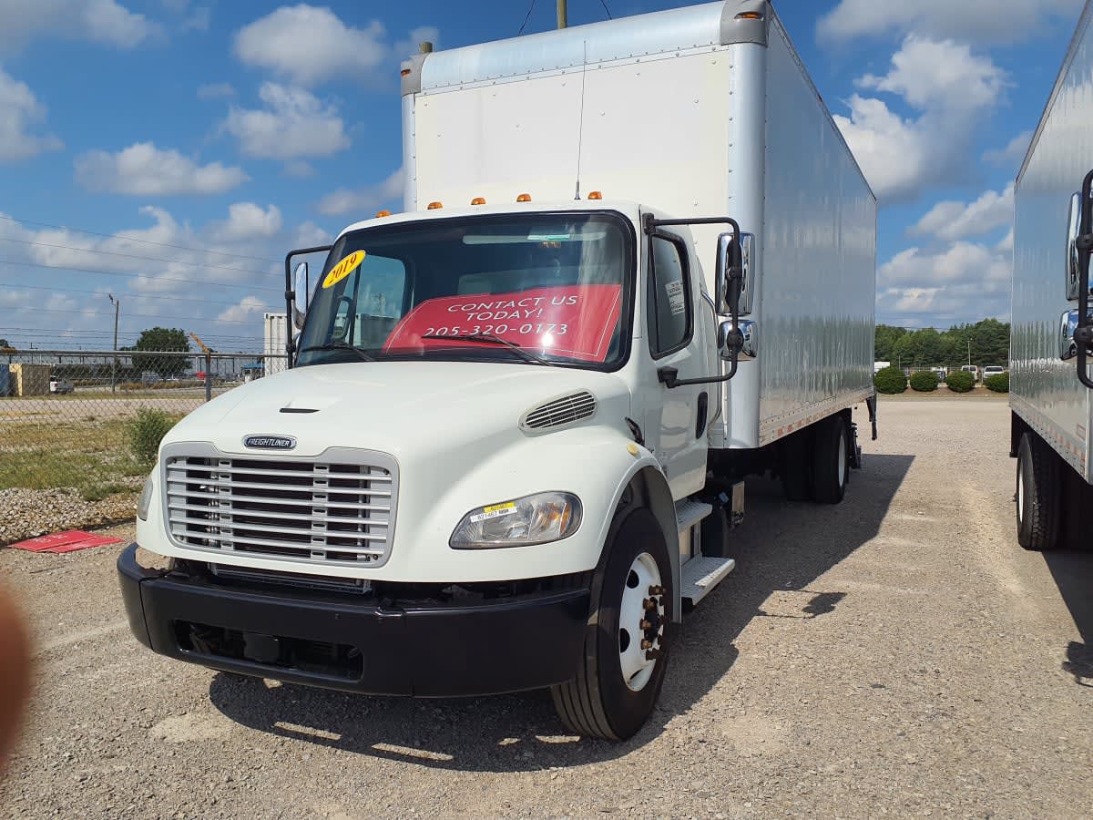 2019 Freightliner M2 106 821467