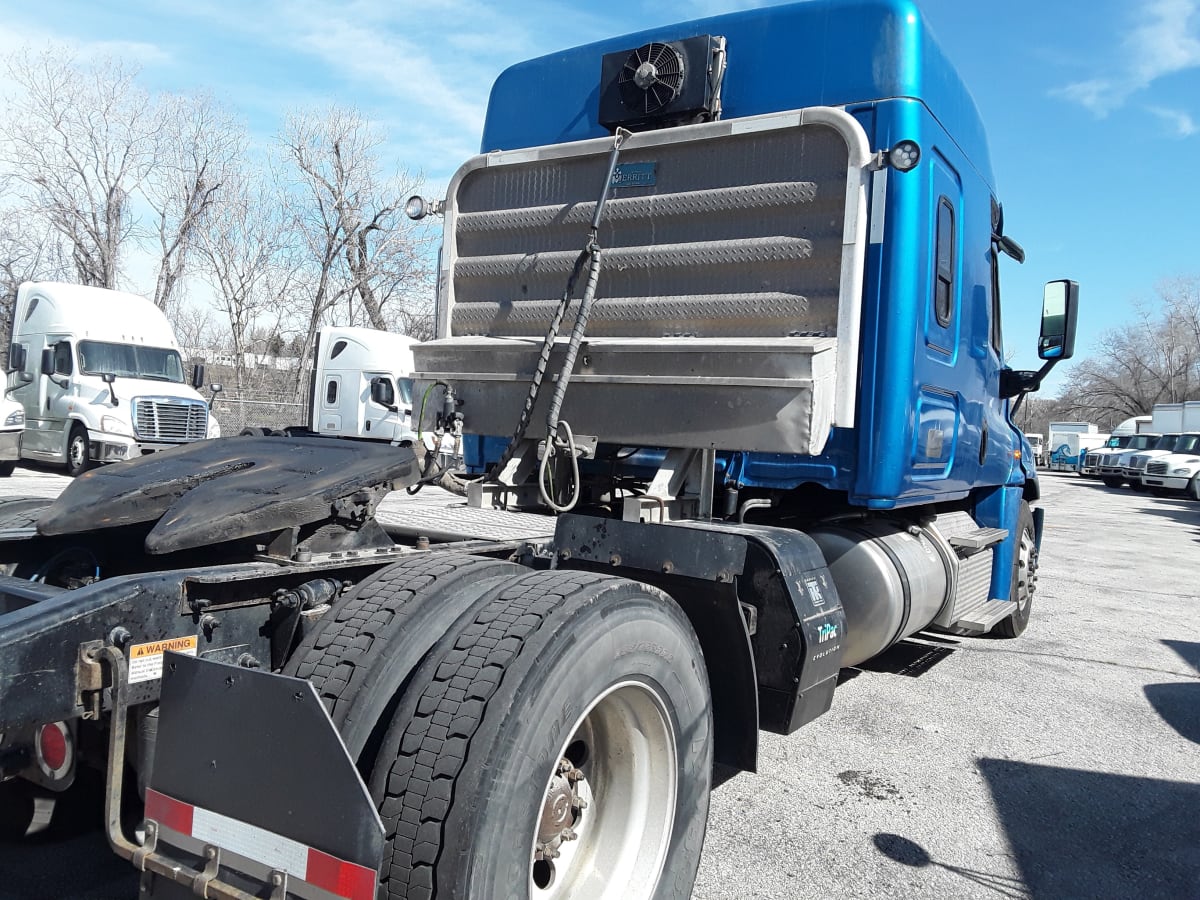 2019 Freightliner/Mercedes CASCADIA 125 821522