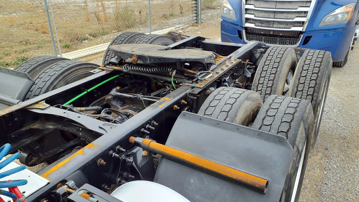 2019 Freightliner/Mercedes CASCADIA 125 821559