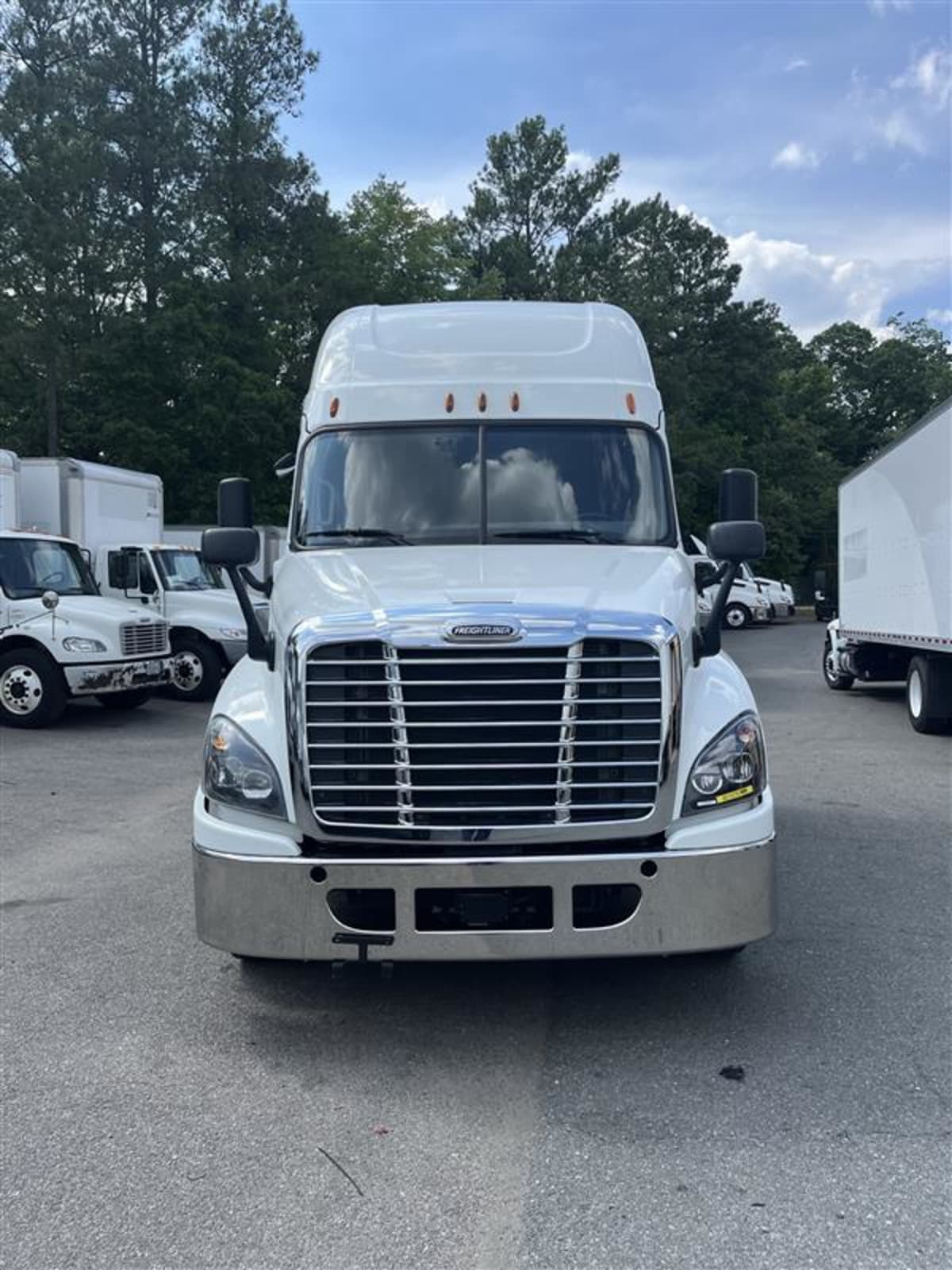 2019 Freightliner/Mercedes CASCADIA 125 821576