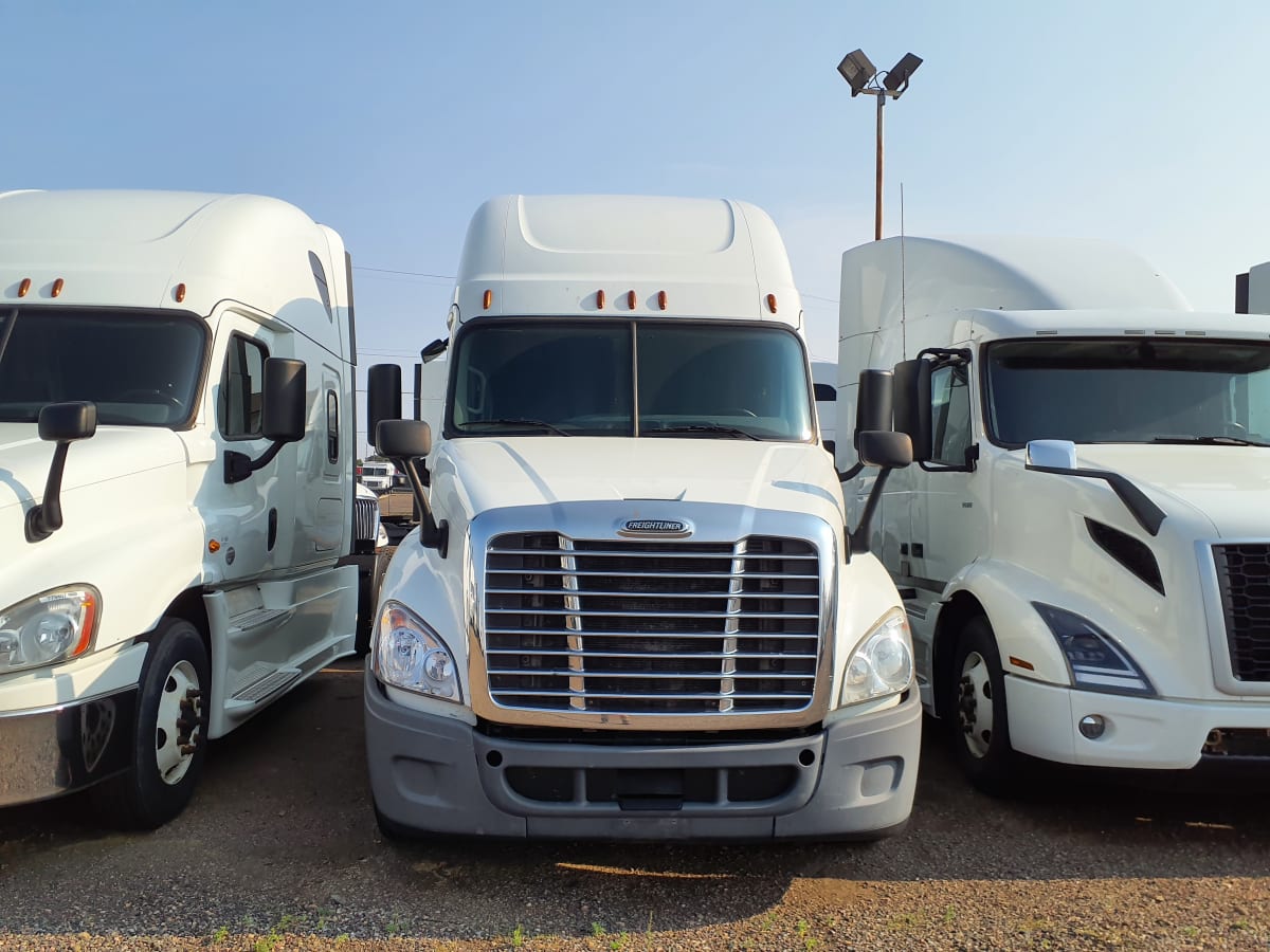 2019 Freightliner/Mercedes CASCADIA 125 821578