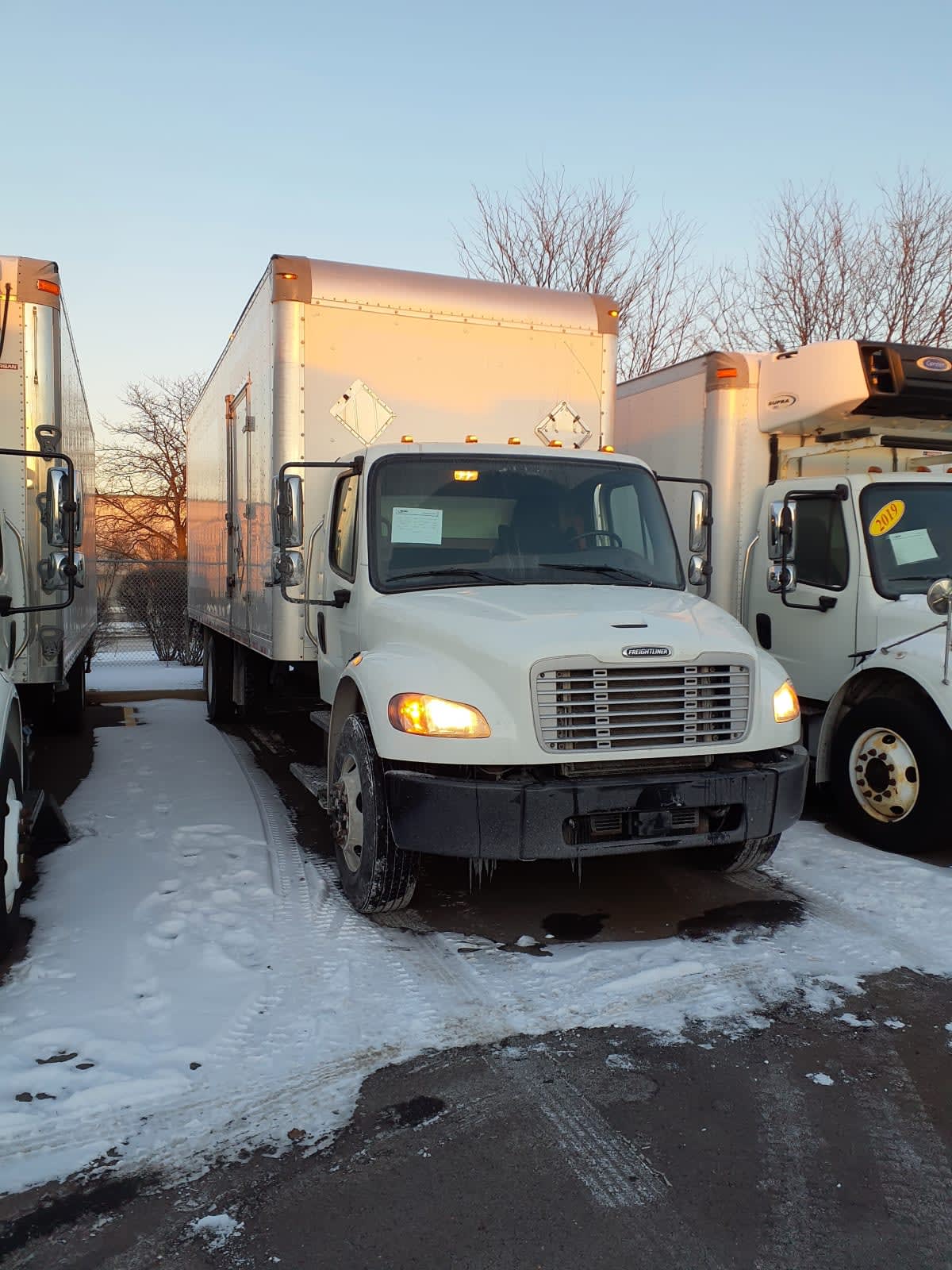 2019 Freightliner/Mercedes M2 106 821589