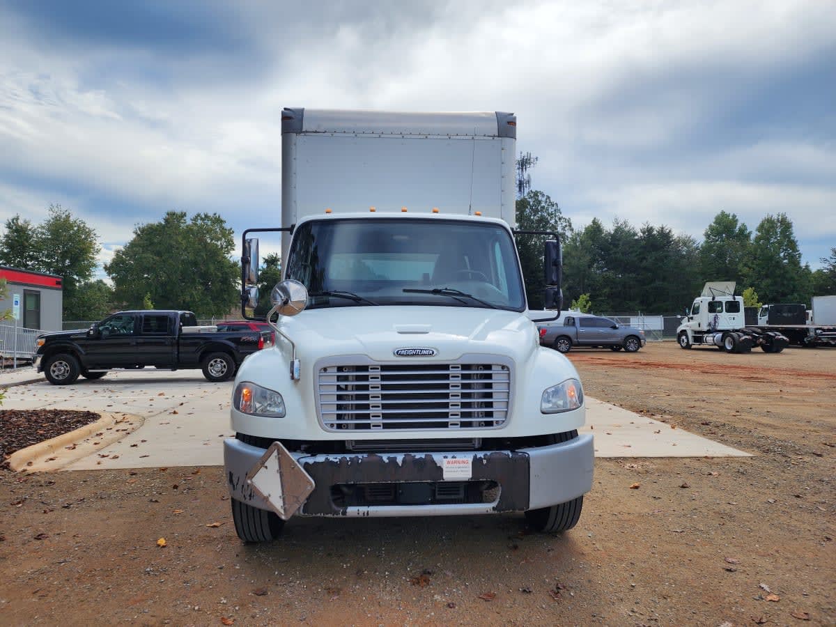 2019 Freightliner M2 106 821630