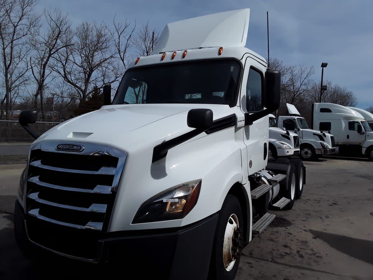 2019 Freightliner/Mercedes NEW CASCADIA PX12664 821723