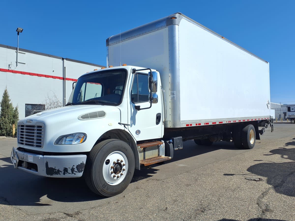 2019 Freightliner M2 106 821749