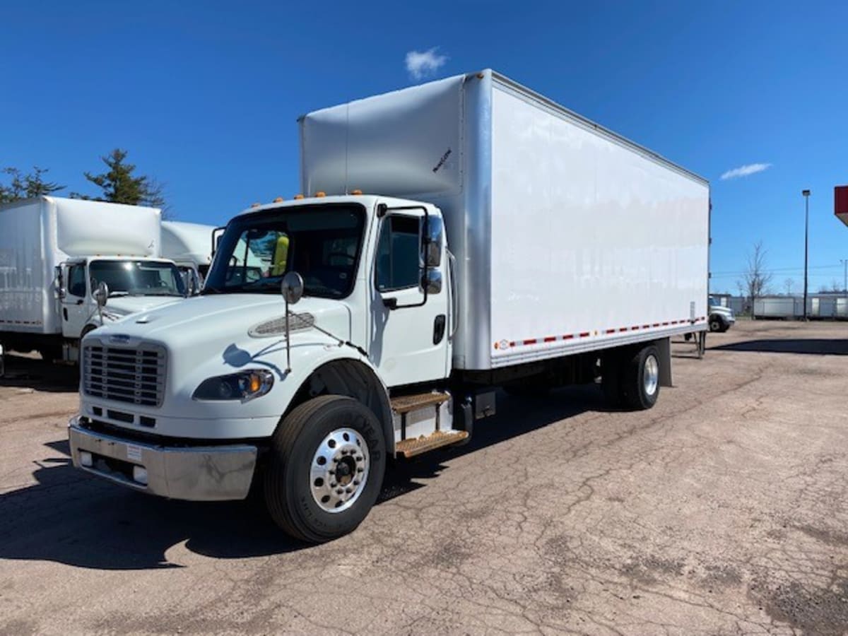 2019 Freightliner/Mercedes M2 106 821906