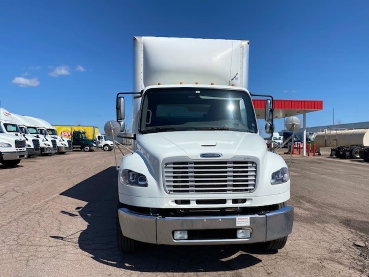 2019 Freightliner/Mercedes M2 106 821909