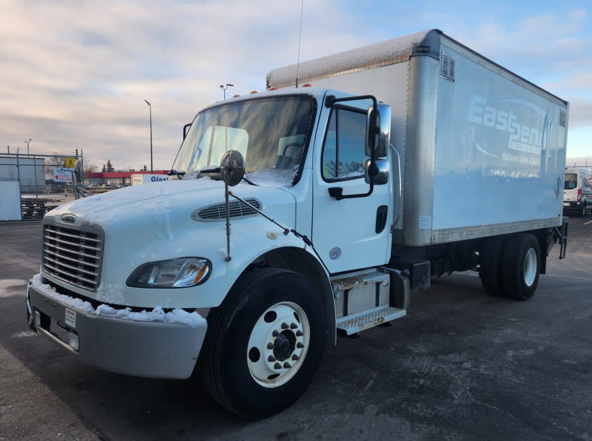 2019 Freightliner/Mercedes M2 106 821915 2019 Freightliner/Mercedes M2 106 821915