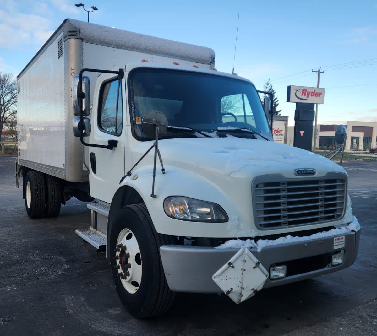 2019 Freightliner/Mercedes M2 106 821915