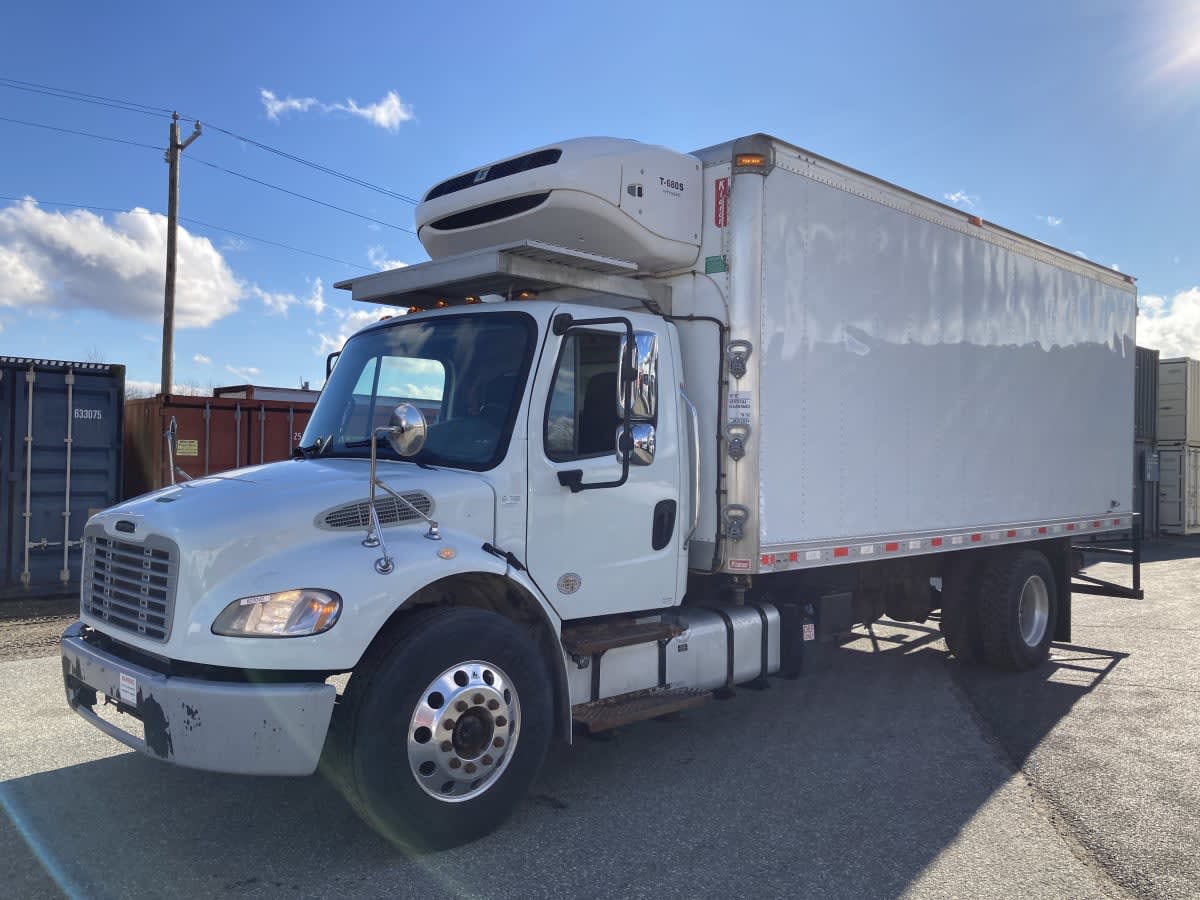 2019 Freightliner M2 106 - image 1