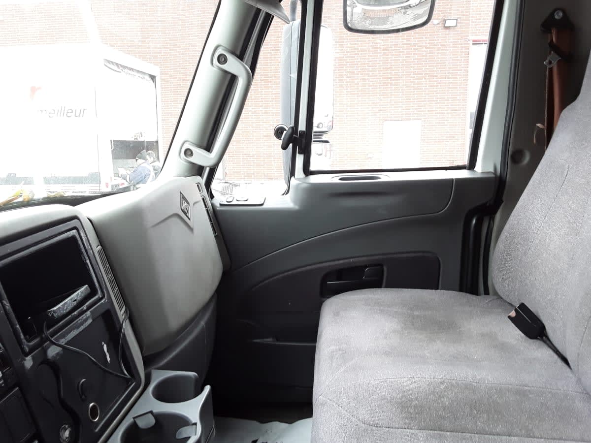 2019 Navistar International 4300 822061