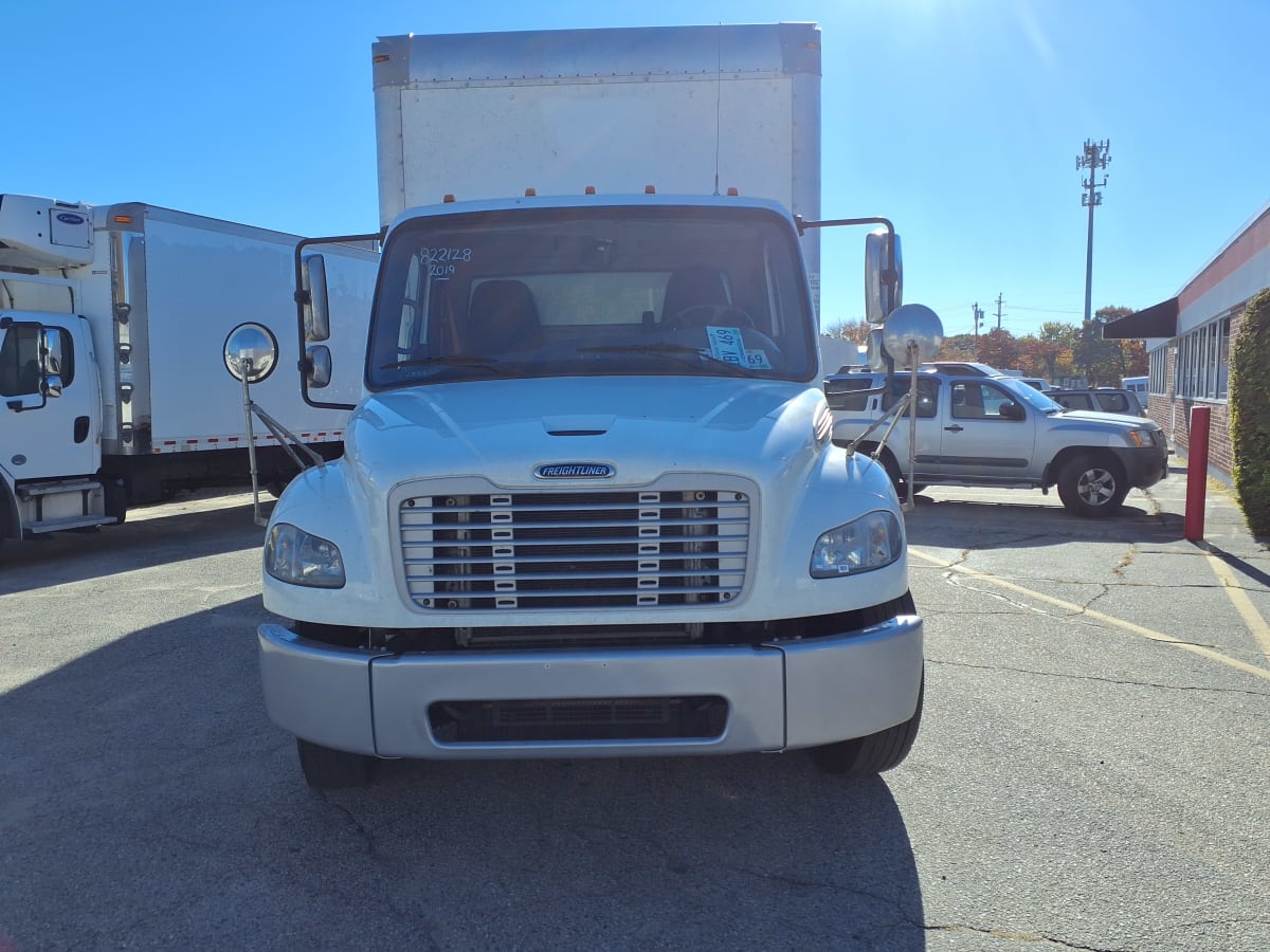 2019 Freightliner/Mercedes M2 106 822128