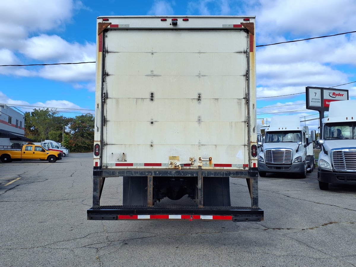 2019 Freightliner/Mercedes M2 106 822129