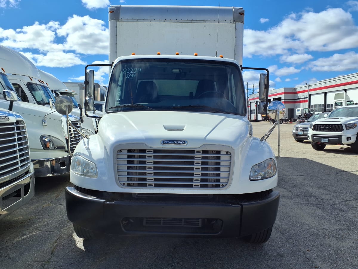 2019 Freightliner/Mercedes M2 106 822129