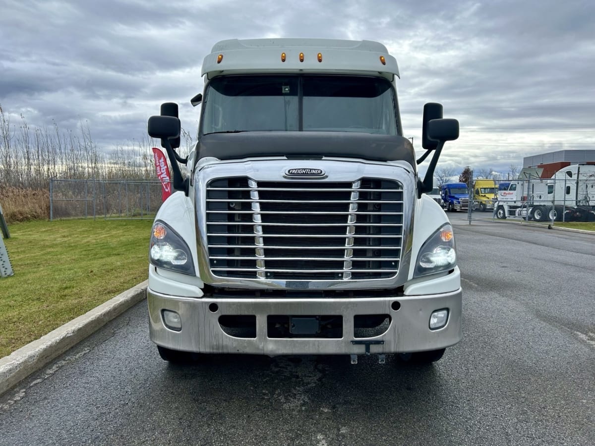 2019 Freightliner/Mercedes CASCADIA 125 822427