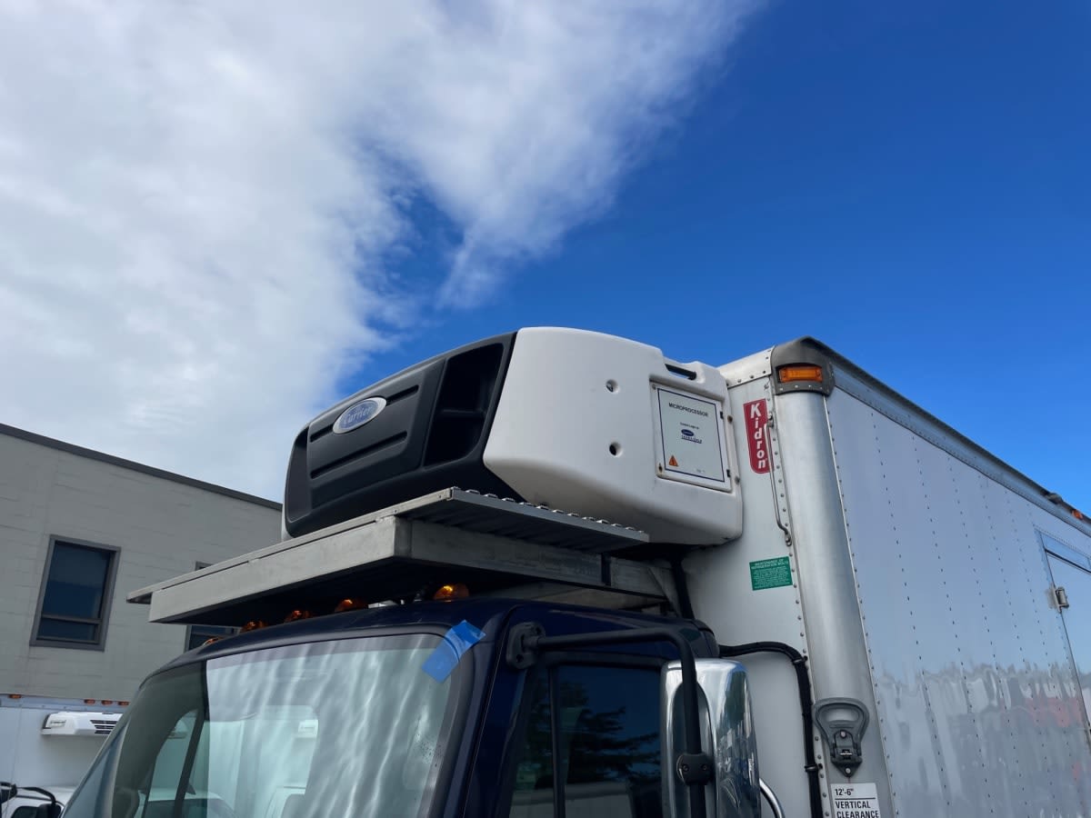 2019 Freightliner M2 106 822485