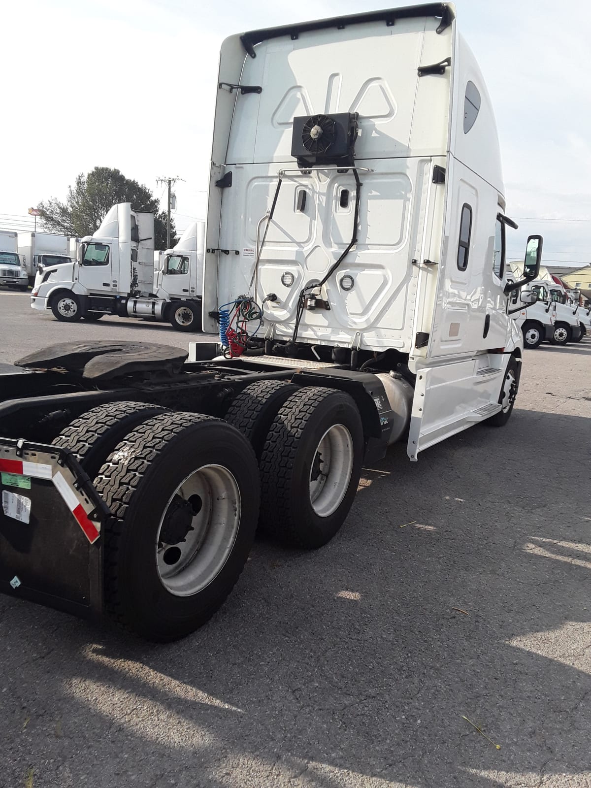 2019 Freightliner/Mercedes NEW CASCADIA PX12664 822666