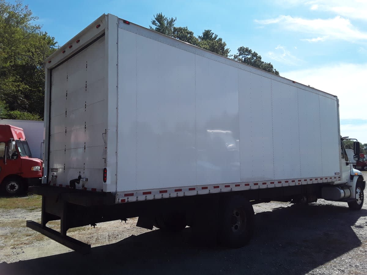 2019 Navistar International 4300 823099
