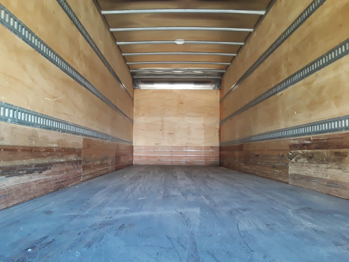 2019 Navistar International 4300 823099